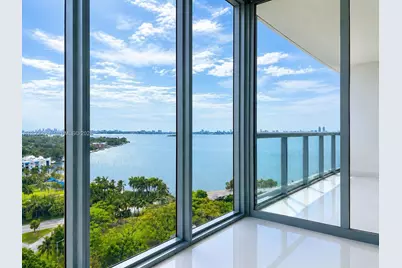 601 NE 36th St #1404, Miami, FL 33137 - Photo 1