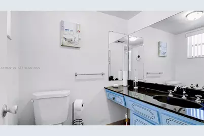 4000 NW 44th Ave #306, Lauderdale Lakes, FL 33319 - Photo 9