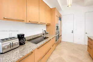 15811 Collins Ave, Sunny Isles Beach, FL 33160 - Photo 9