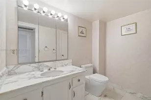 9801 Collins Ave, Bal Harbour, FL 33154 - Photo 31