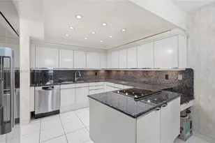 9801 Collins Ave, Bal Harbour, FL 33154 - Photo 17