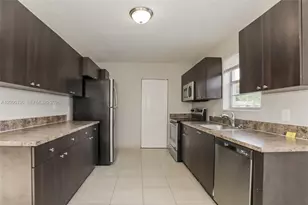 18931 NW 33rd Pl, Miami Gardens, FL 33056 - Photo 7