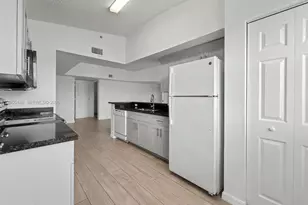 9615 NW 1st Ct, Pembroke Pines, FL 33024 - Photo 11