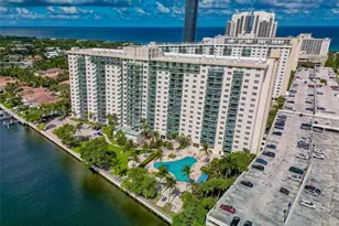 19390 Collins Ave, Sunny Isles Beach, FL 33160 - Photo 35