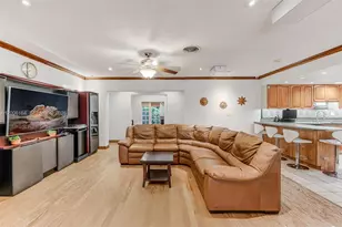 866 NE 99th St, Miami Shores, FL 33138 - Photo 7