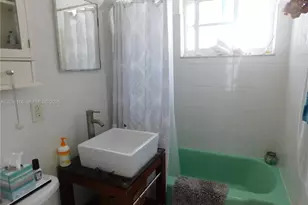 7445 S Harding Ave, Miami Beach, FL 33141 - Photo 17