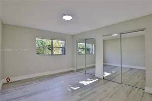10 NW 87th Ave, Miami, FL 33172 - Photo 9