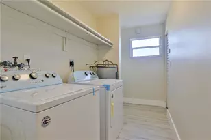 10 NW 87th Ave, Miami, FL 33172 - Photo 11