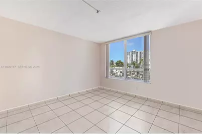2642 Collins Ave #306, Miami Beach, FL 33140 - Photo 23