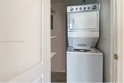 2642 Collins Ave #306, Miami Beach, FL 33140 - Photo 31