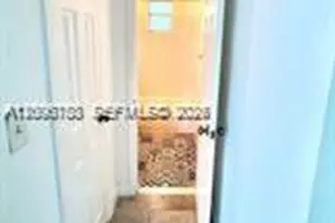 8960 NE 2nd Ave, El Portal, FL 33138 - Photo 5