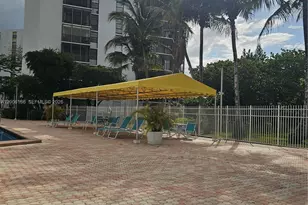 20500 W Country Club Dr, Aventura, FL 33180 - Photo 13