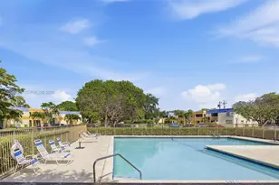 183 Lakeview Dr, Weston, FL 33326 - Photo 29