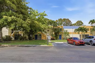 183 Lakeview Dr #102, Weston, FL 33326 - Photo 3