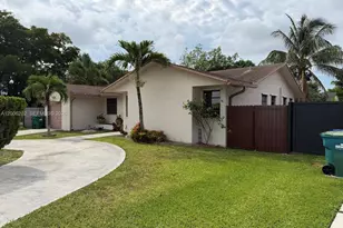 9300 SW 164th St, Palmetto Bay, FL 33157 - Photo 3