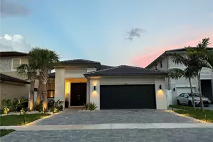 4363 SW 173rd Ave, Miramar, FL 33029 - Photo 3