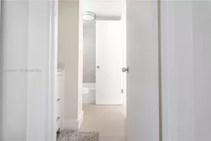 3600 NE 170th St, North Miami Beach, FL 33160 - Photo 27