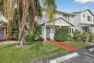 10431 NW 3rd St, Pembroke Pines, FL 33026 - Photo 1
