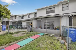 10431 NW 3rd St, Pembroke Pines, FL 33026 - Photo 13