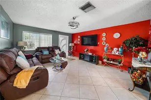 4402 NW 44th Ave, Tamarac, FL 33319 - Photo 5