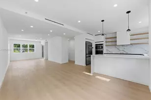 824 SE 12th Ct, Fort Lauderdale, FL 33316 - Photo 3