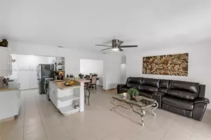 9625 SW 47th St, Miami, FL 33165 - Photo 5