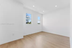 824 SE 12th Ct, Fort Lauderdale, FL 33316 - Photo 19