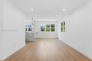 824 SE 12th Ct, Fort Lauderdale, FL 33316 - Photo 7