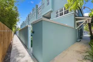 824 SE 12th Ct, Fort Lauderdale, FL 33316 - Photo 29