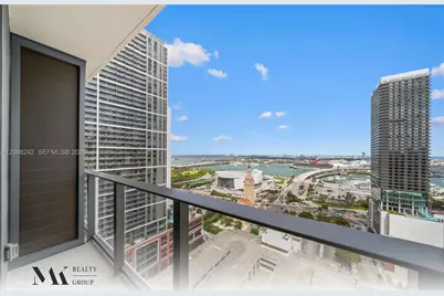 121 NE 5 #2700, Miami, FL 33132 - Photo 1