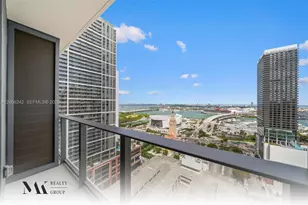 121 NE 5, Miami, FL 33132 - Photo 1