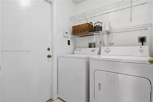 16284 NW 24th St, Pembroke Pines, FL 33028 - Photo 35