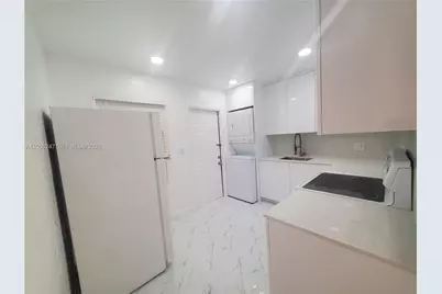 9203 NW 38th Dr #2, Coral Springs, FL 33065 - Photo 5