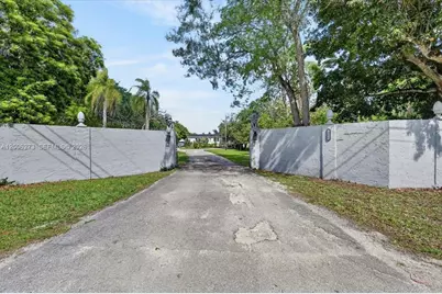 23825 SW 142nd Ave, Homestead, FL 33032 - Photo 39