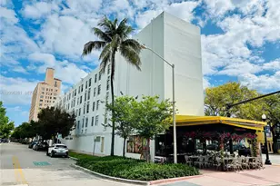 710 Washington Ave, Miami Beach, FL 33139 - Photo 3