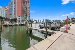 3330 NE 190th St, Aventura, FL 33180 - Photo 31