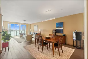 3330 NE 190th St, Aventura, FL 33180 - Photo 13
