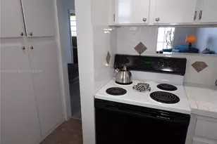 3000 Marcos Dr, Aventura, FL 33160 - Photo 35