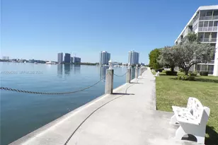 3000 Marcos Dr, Aventura, FL 33160 - Photo 55