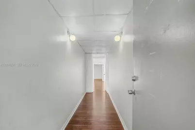 3735 SW 8th St, Coral Gables, FL 33134 - Photo 3