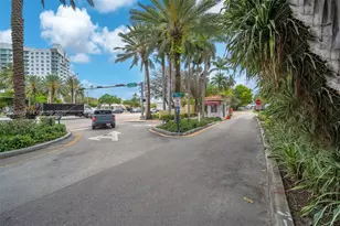 7701 Center Bay Dr, North Bay Village, FL 33141 - Photo 65