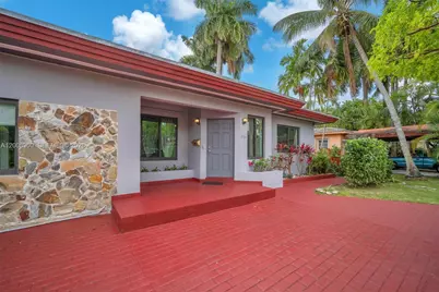 7701 Center Bay Dr, North Bay Village, FL 33141 - Photo 5