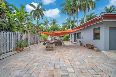 7701 Center Bay Dr, North Bay Village, FL 33141 - Photo 57