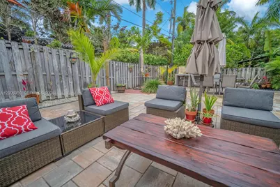 7701 Center Bay Dr, North Bay Village, FL 33141 - Photo 67