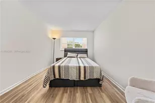 9011 NE 4th Avenue Rd, Miami Shores, FL 33138 - Photo 15