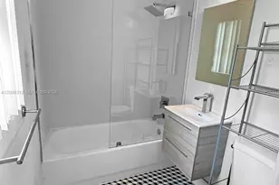 6647 SW 59th Pl, South Miami, FL 33143 - Photo 3