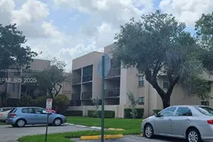 10625 SW 112th Ave, Miami, FL 33176 - Photo 15