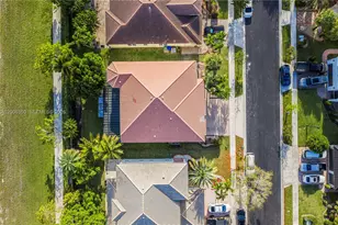 16818 SW 16th St, Pembroke Pines, FL 33027 - Photo 31