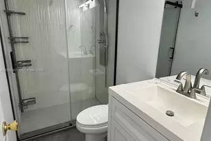 200 NE 12th Ave, Hallandale Beach, FL 33009 - Photo 13