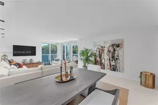 100 Bayview Dr, Sunny Isles Beach, FL 33160 - Photo 7